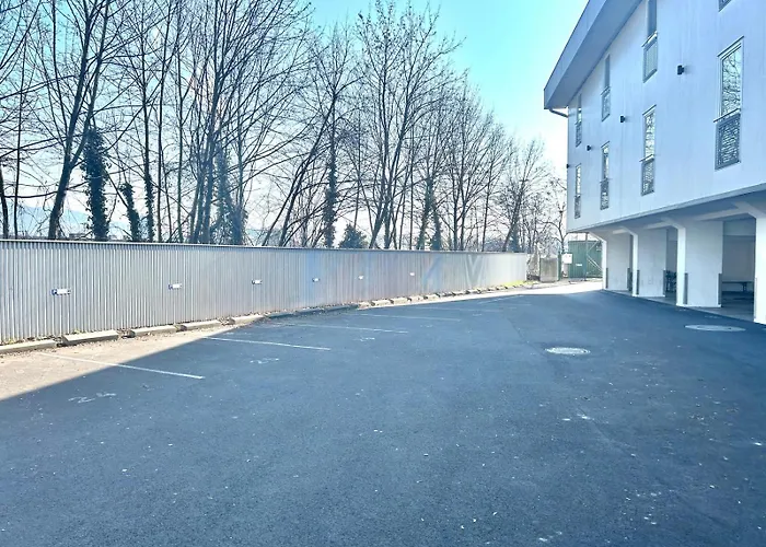 Montagehotel Business&City